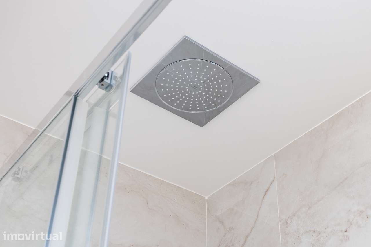 Moradia T4 com piscina privativa em Manique - Grande imagem: 4/60
