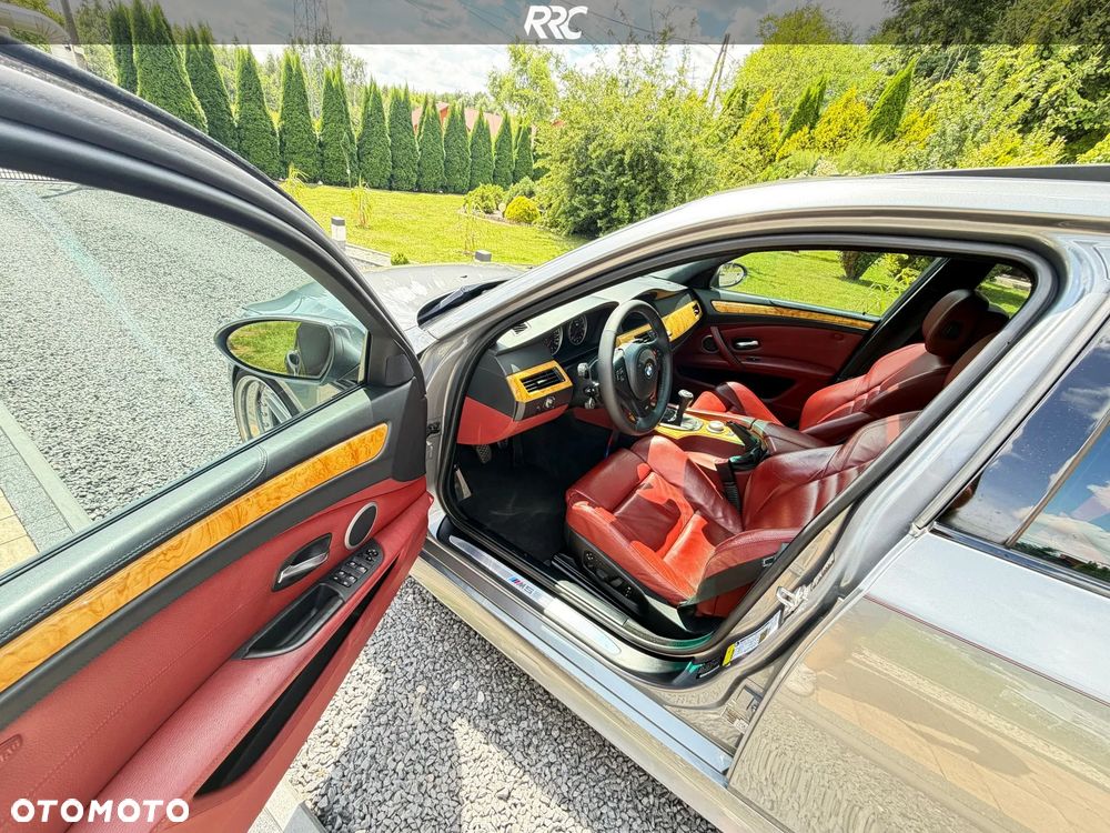BMW M5 ver-standard - 9