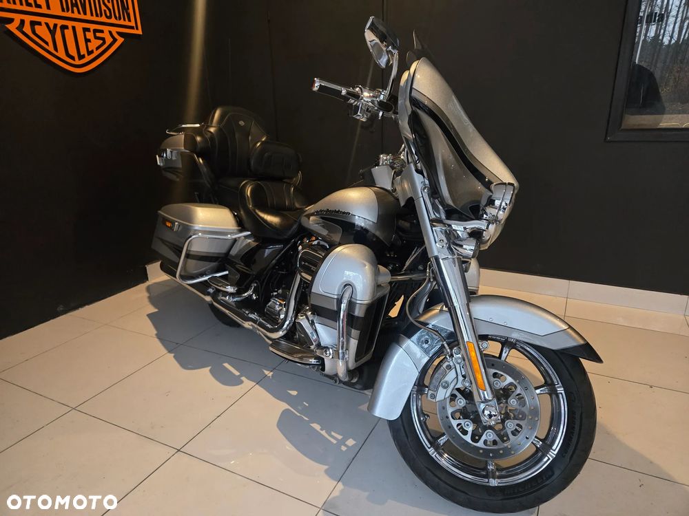 Harley-Davidson Touring Electra Glide - 2