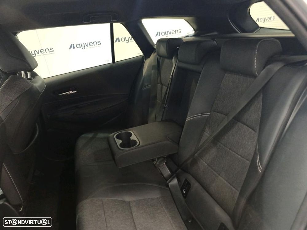 Toyota Corolla Touring Sports 1.8 Hybrid Comfort+P.Sport - 9
