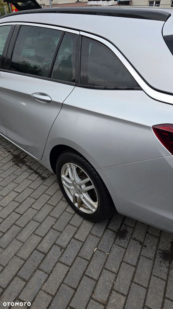 Opel Astra - 9