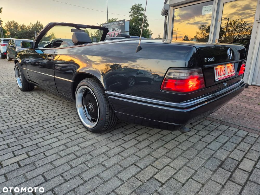 Mercedes-Benz W124 (1984-1993) - 14