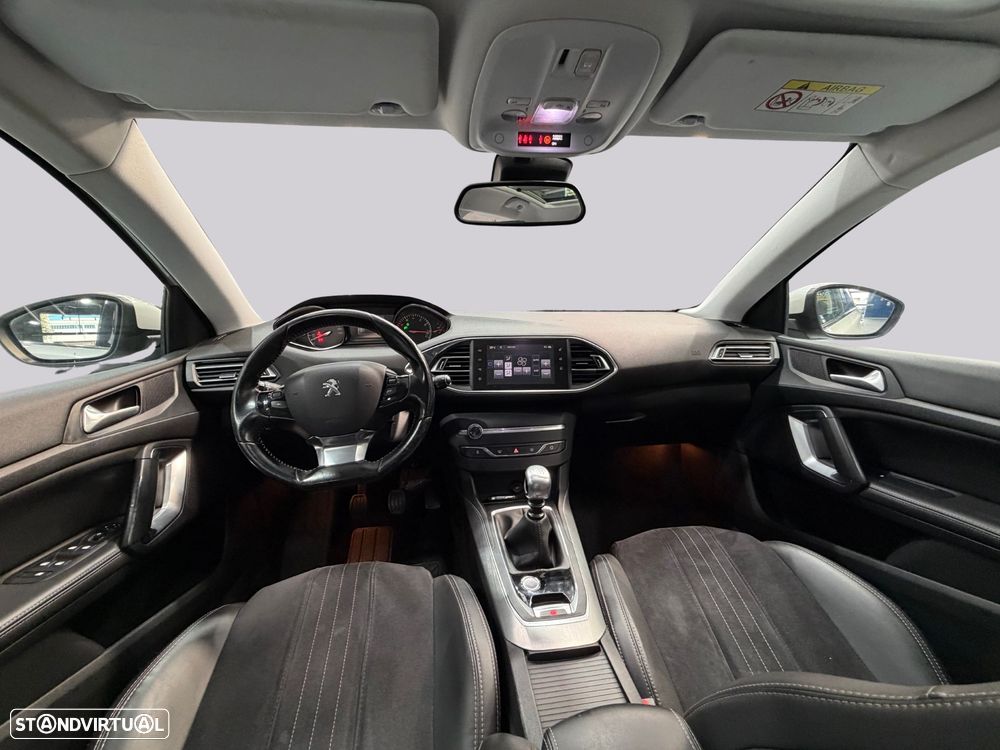 Peugeot 308 - 12
