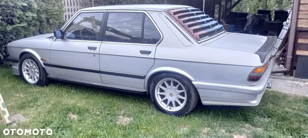 BMW Seria 5 - 11