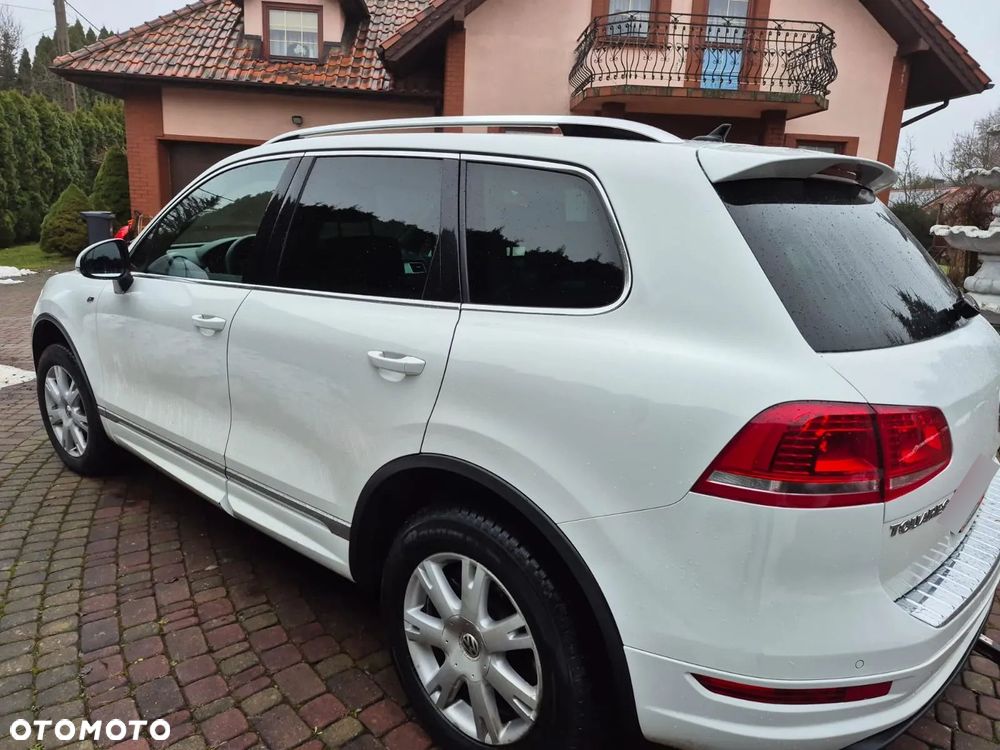 Volkswagen Touareg 3.0 V6 TDI BMT R-Style - 6