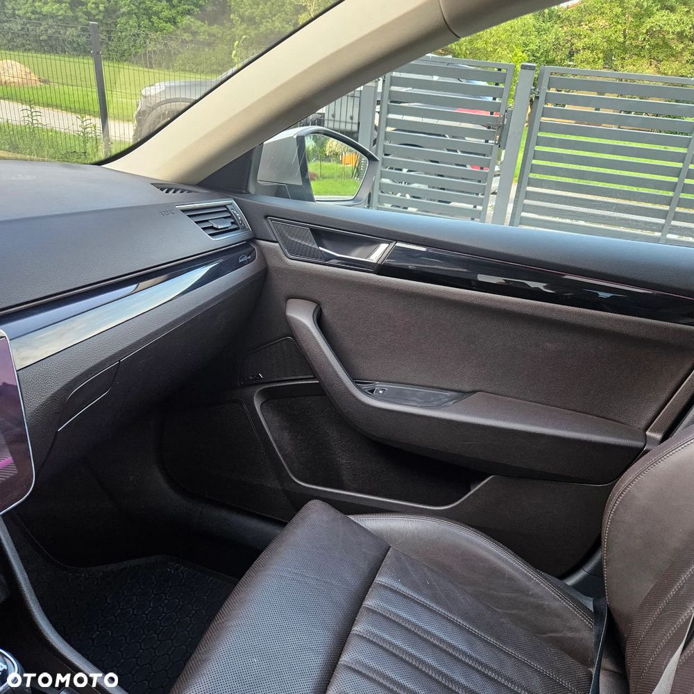 Skoda Superb 2.0 TDI 4x4 L&K DSG - 22