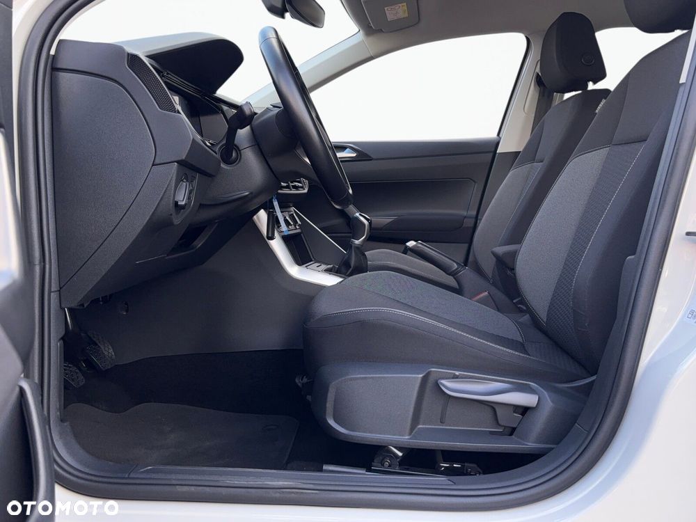 Volkswagen Taigo - 12