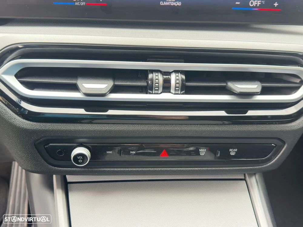 BMW 318 d Touring Line Sport Auto - 17