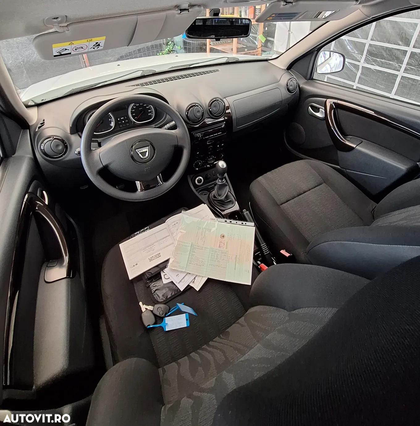 Dacia Duster 1.6 4x4 Laureate - 6