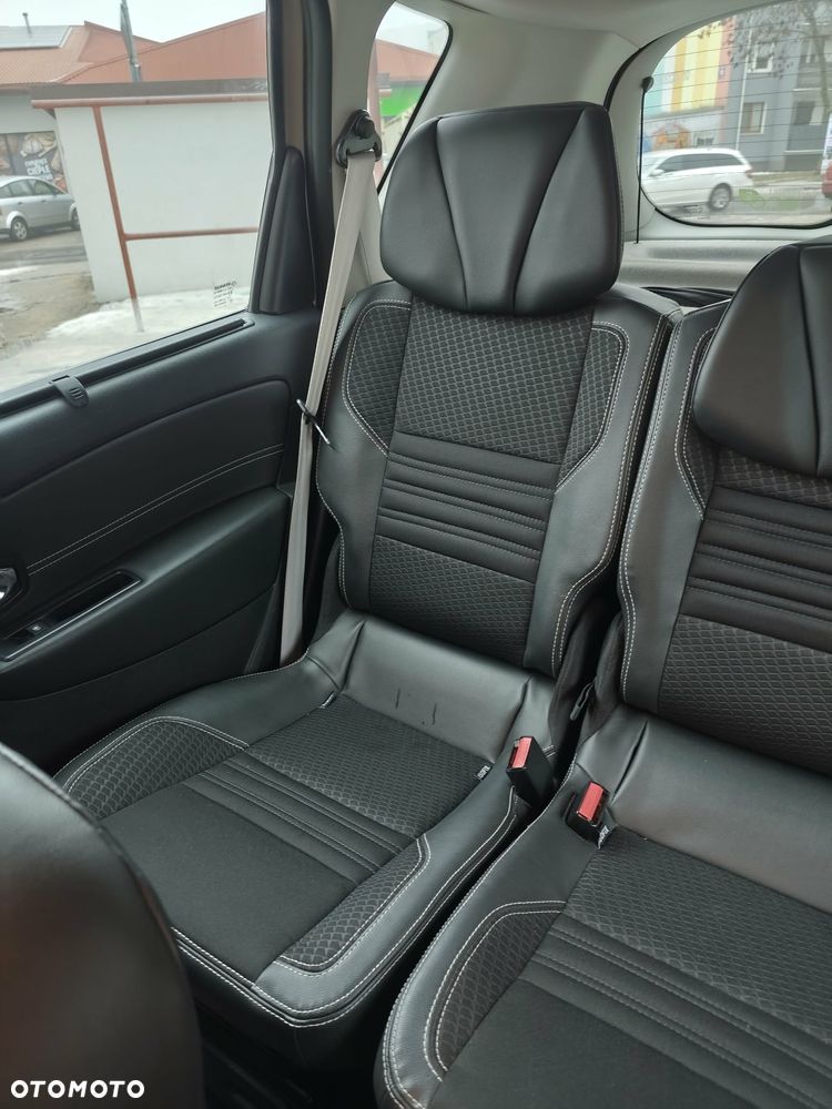 Renault Scenic 1.6 dCi Energy Bose Edition - 4