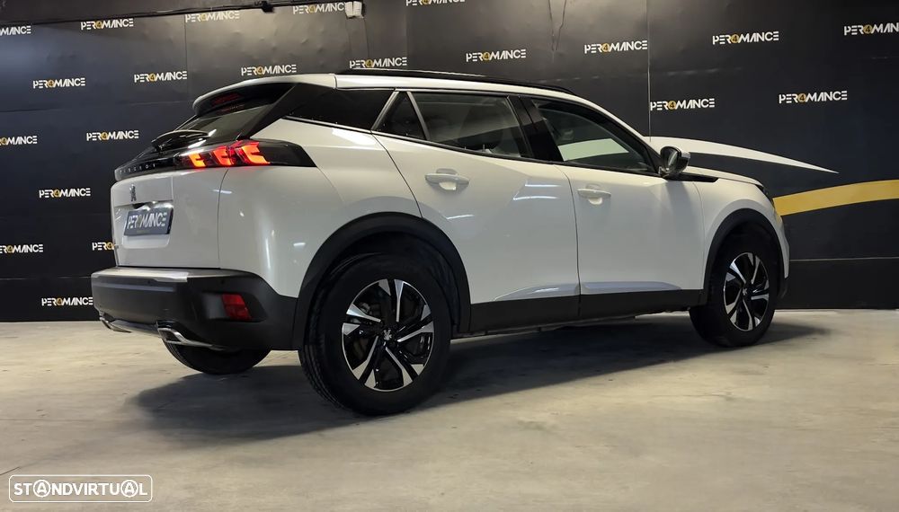 Peugeot 2008 PureTech 130 EAT8 Allure Pack - 24