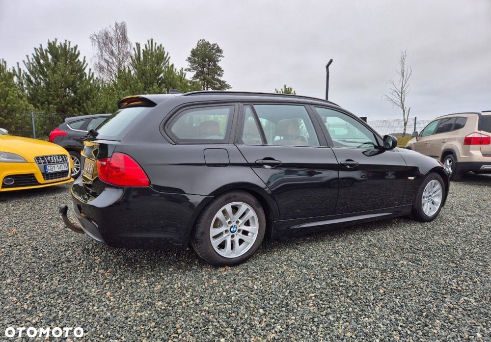 BMW Seria 3 - 39
