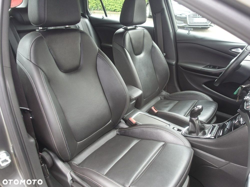 Opel Astra 1.6 BiTurbo D (CDTI) Start/Stop Innovation - 15