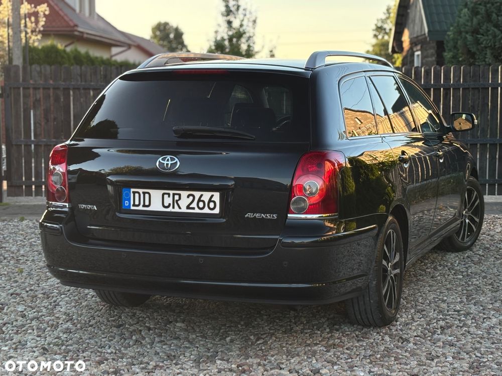 Toyota Avensis 1.8 VVT-i Sol - 5