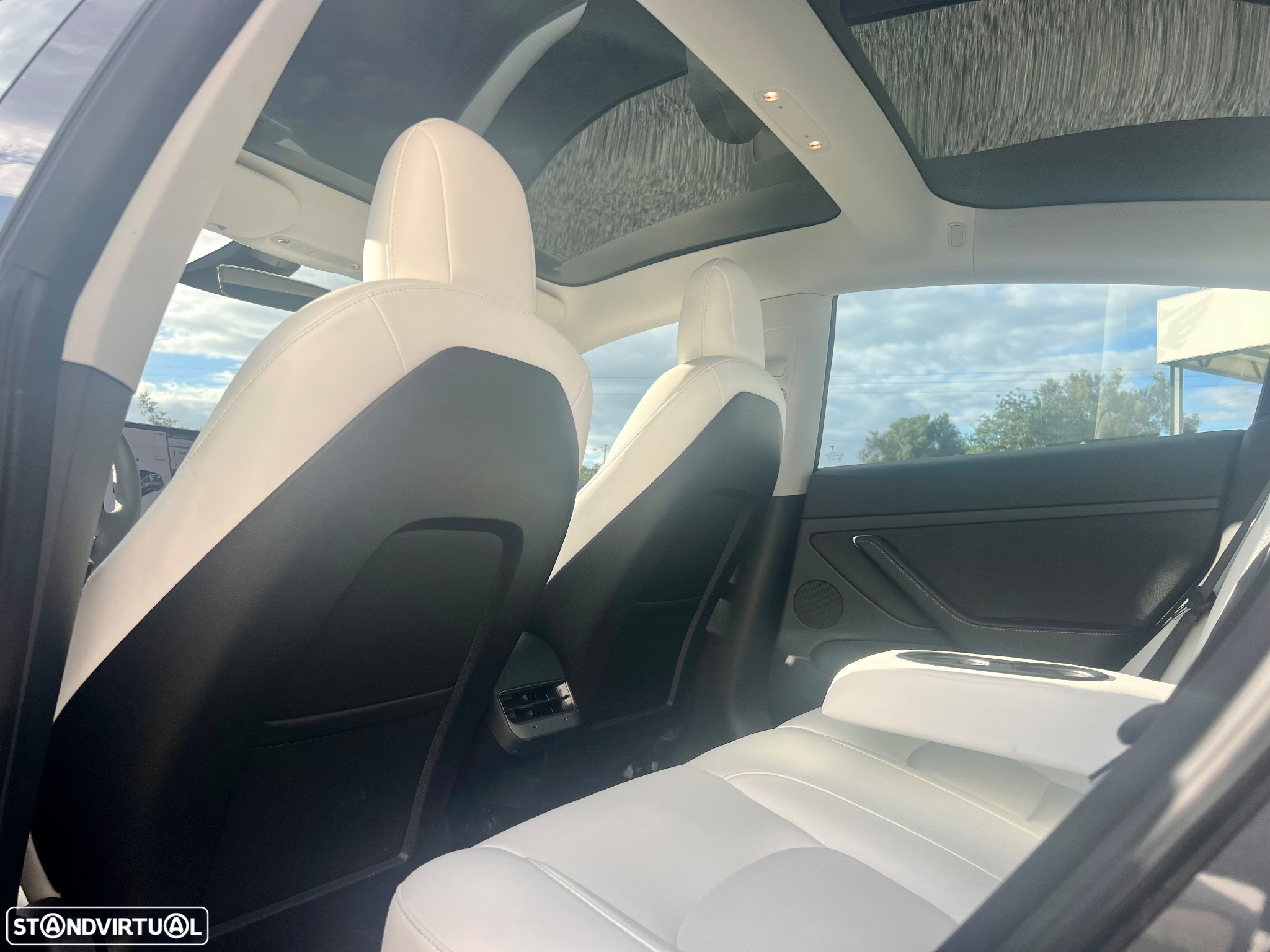 Tesla Model 3 Long Range Tração Integral - 26