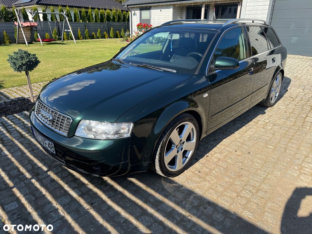 Audi A4 - 1