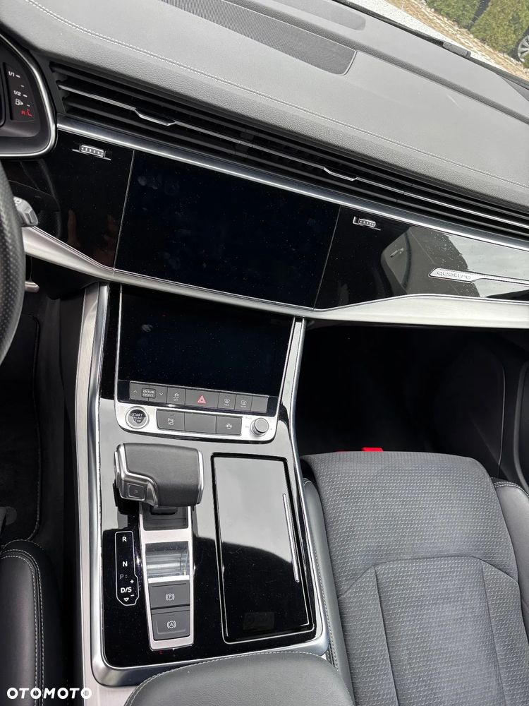 Audi Q7 55 TFSI mHEV Quattro S Line Tiptr - 13