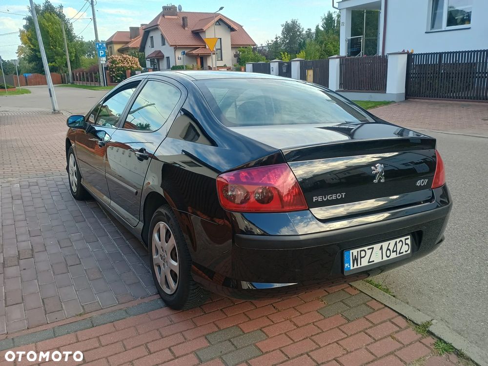 Peugeot 407 2.0 HDI Presence n.gama - 4