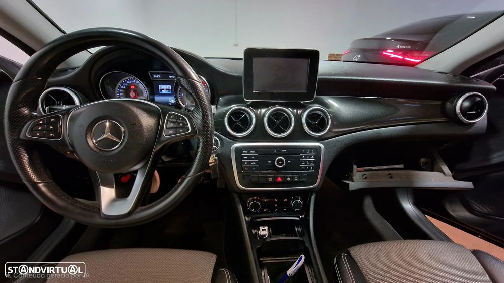 Mercedes-Benz CLA 200 d Shooting Brake Aut. - 4