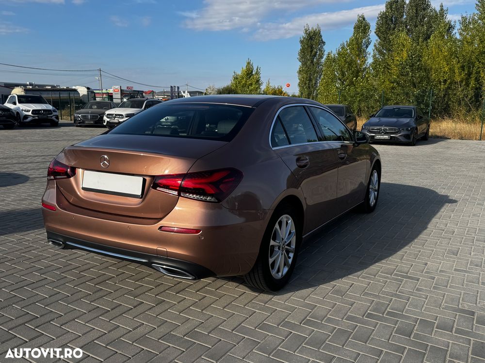 Mercedes-Benz A 180 Sedan MHEV 7G-DCT - 20