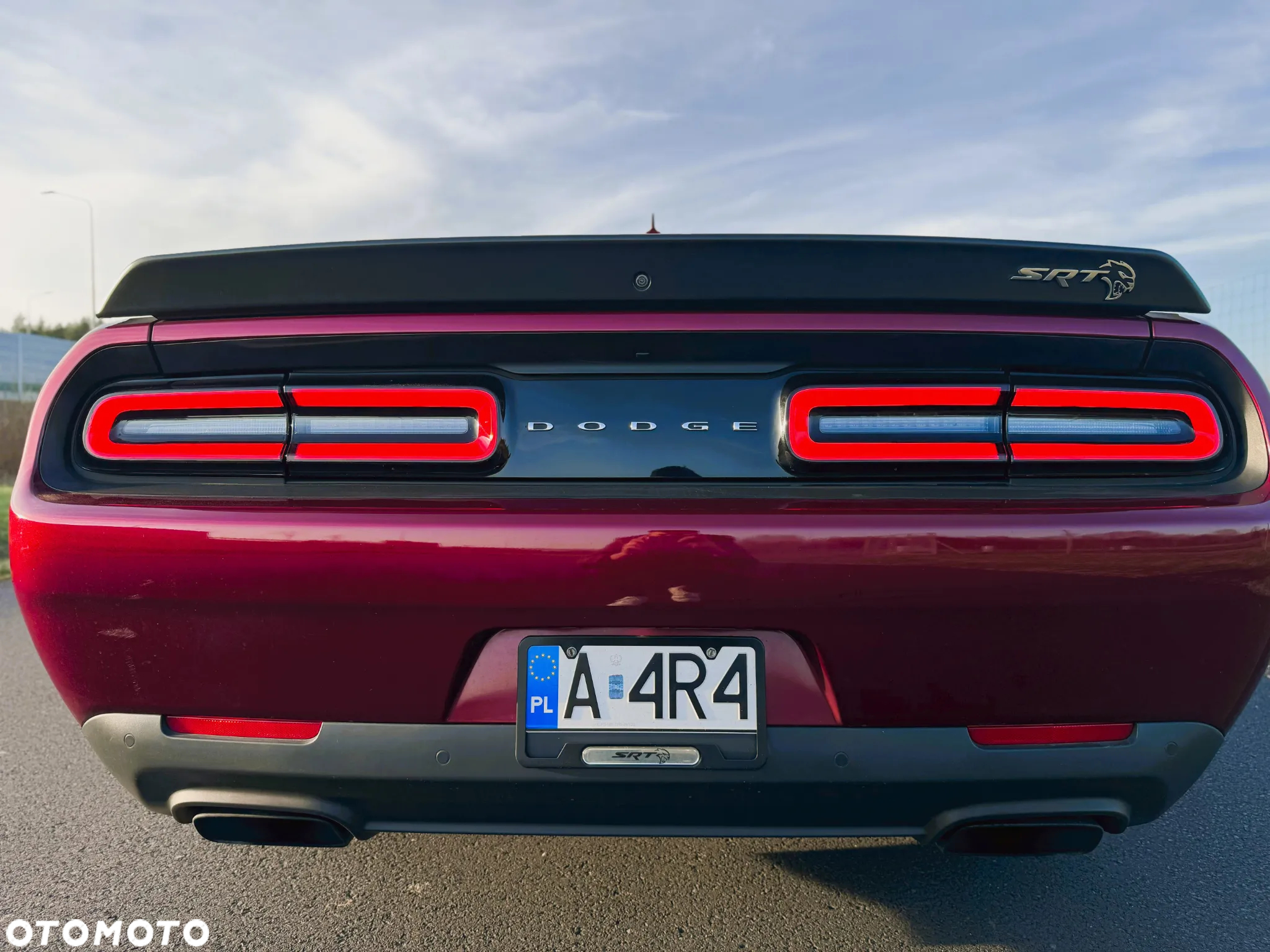 Dodge Challenger 6.2 Hellcat - 10
