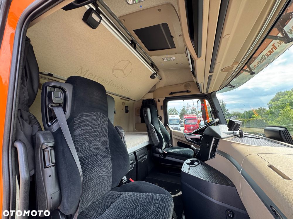 Mercedes-Benz Actros 2553 - 31