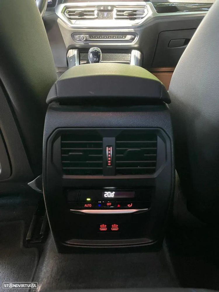 BMW 220 i Coupe Pack M Auto - 29