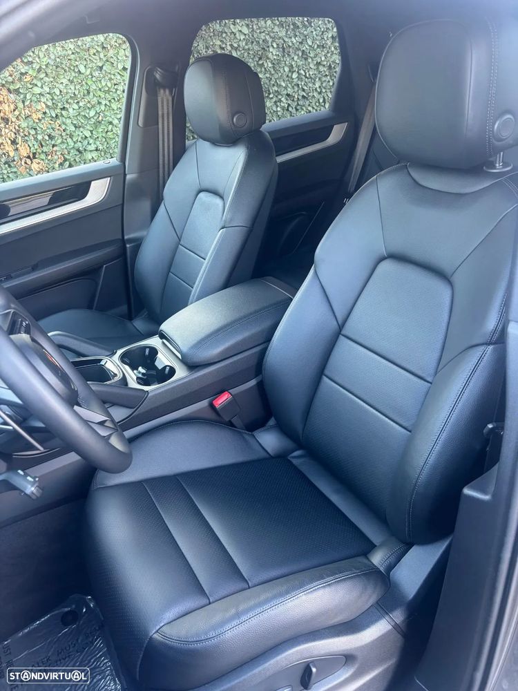 Porsche Cayenne E-Hybrid - 9