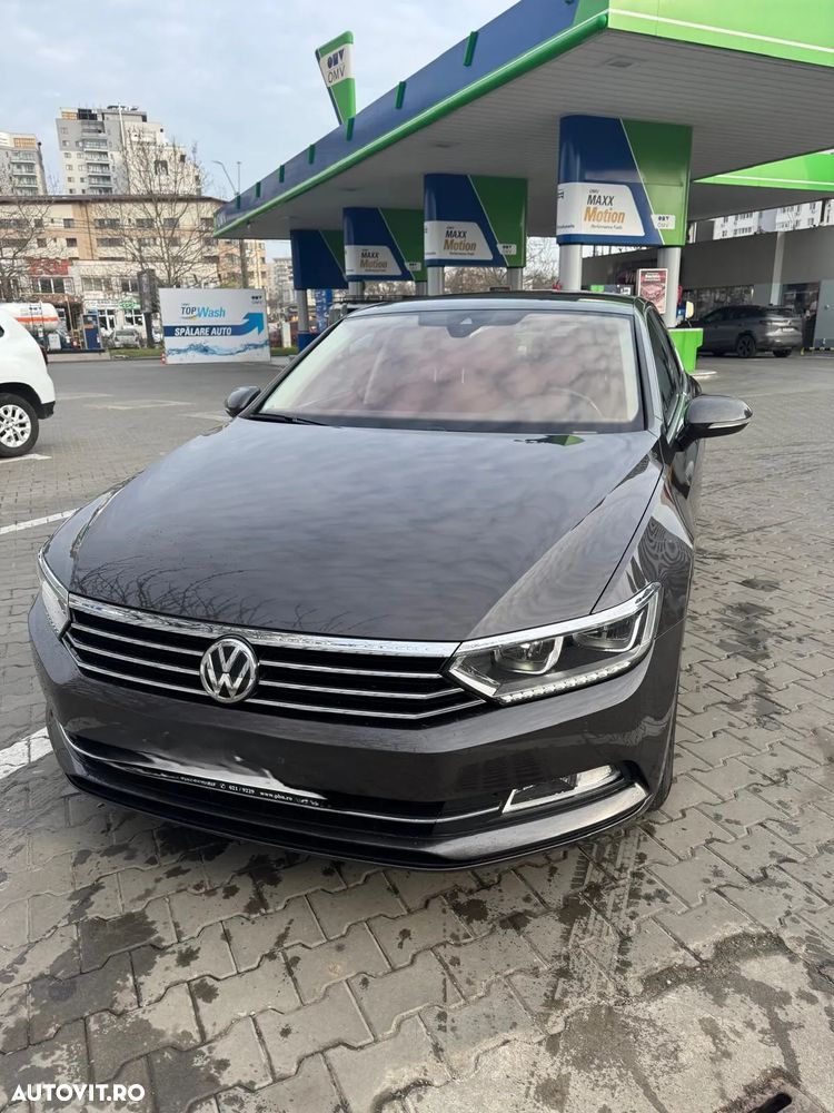 Volkswagen Passat 2.0 TDI SCR DSG Highline - 6
