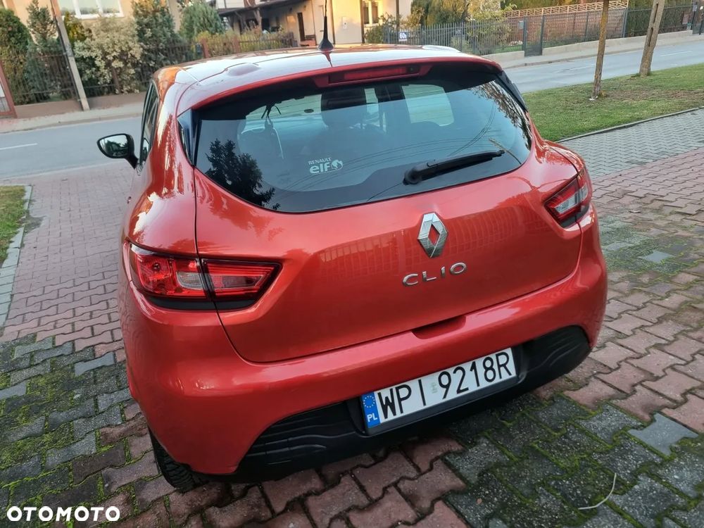 Renault Clio 1.2 16V 75 Dynamique - 23