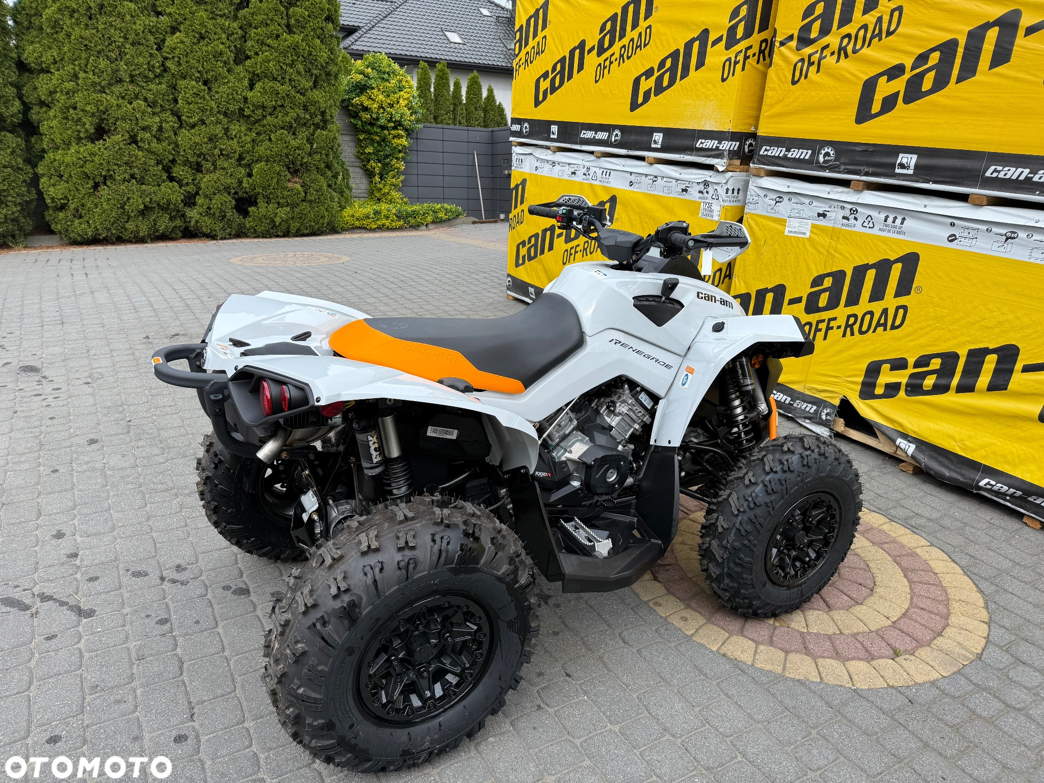 Can-Am Renegade - 8