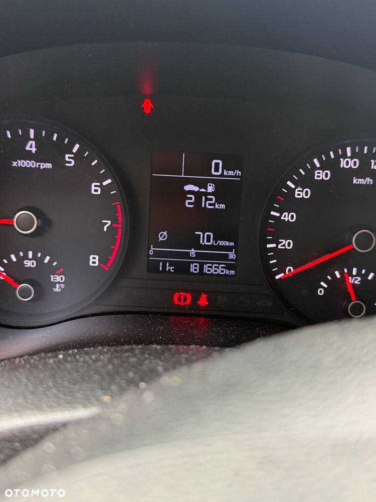 Kia Rio - 6