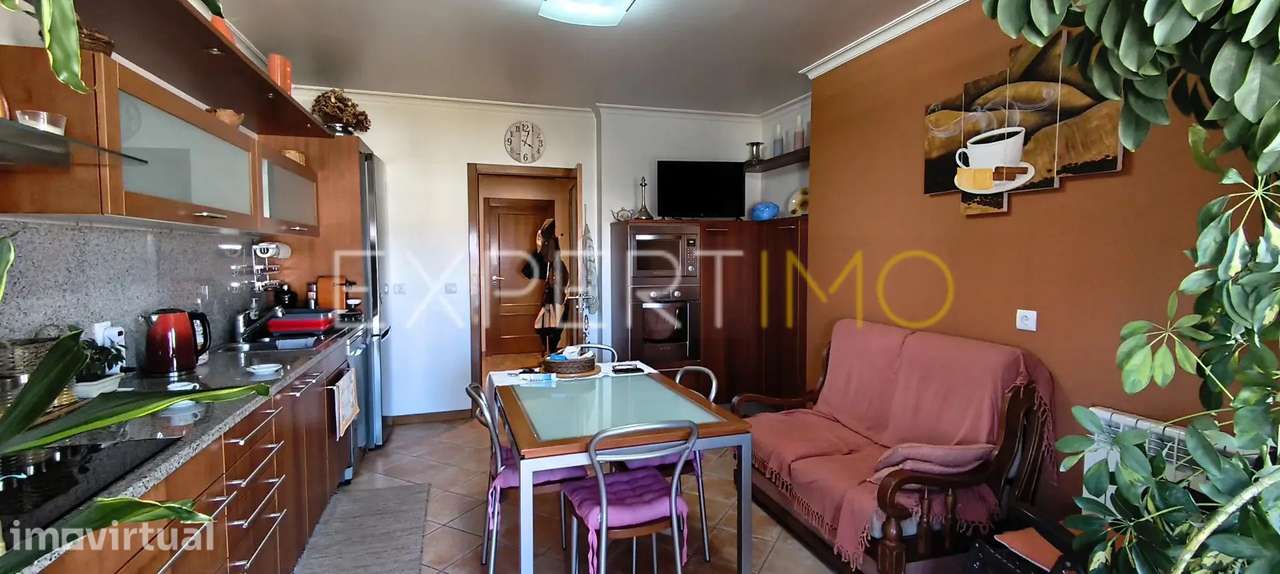 Apartamento T3 Duplex – Zona Habitacional Tranquila em Bragança - Grande imagem: 3/14