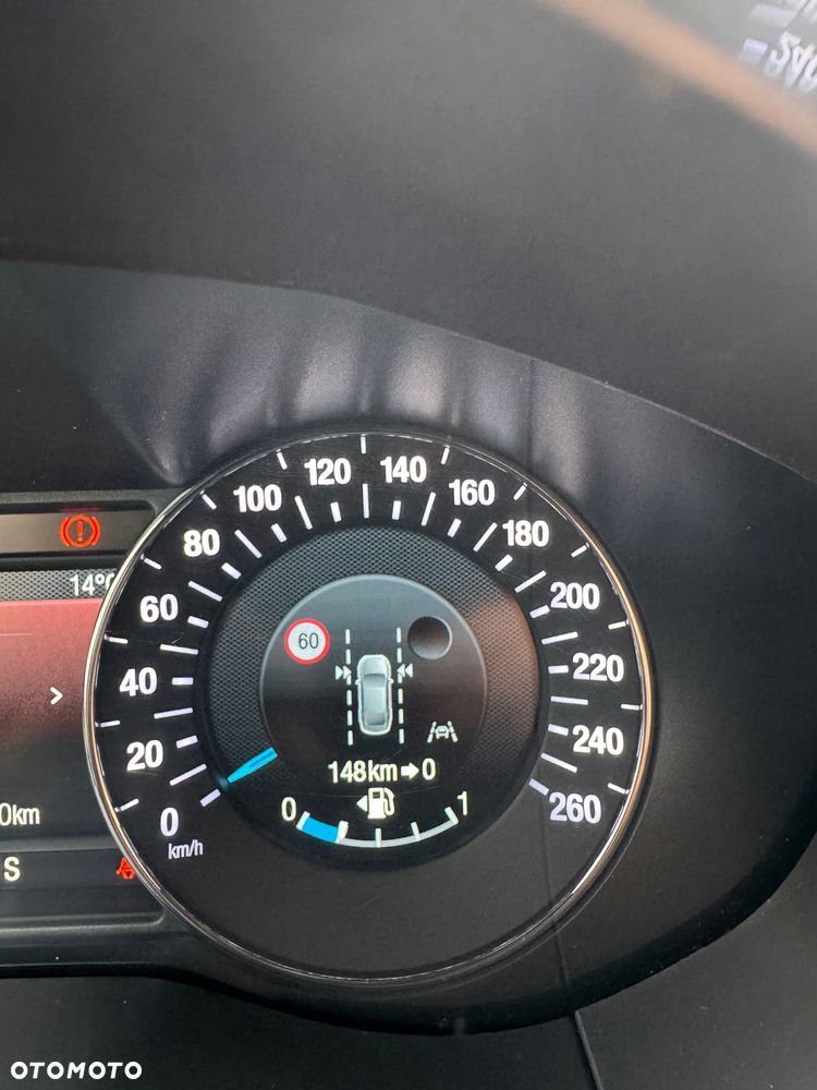 Ford Edge - 16