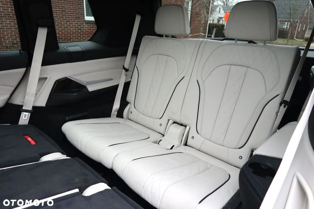 BMW X7 xDrive40i - 22