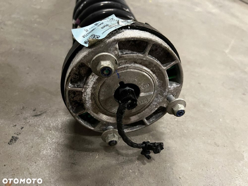 AMORTYZATOR PNEUMATYCZNY PRZÓD PRAWY RANGE ROVER VELAR L560 2.0i BENZYNA - 4