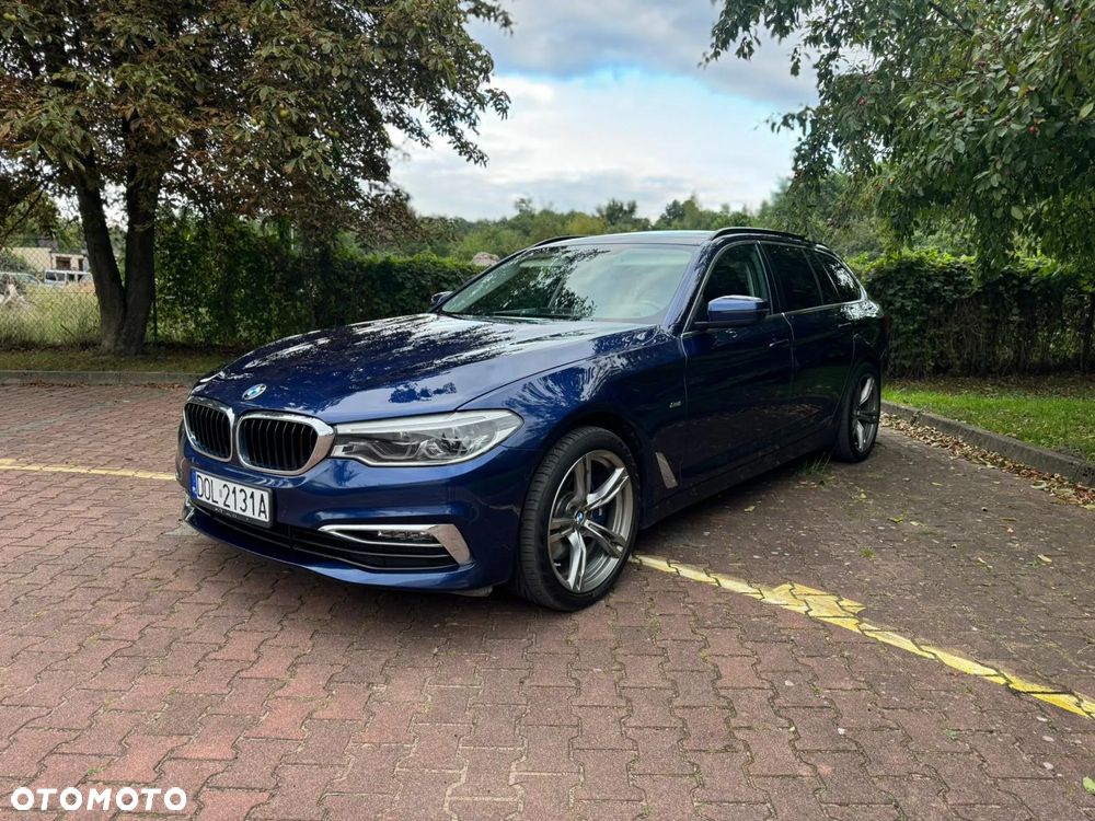 BMW Seria 5 530d xDrive Touring Sport Line - 7