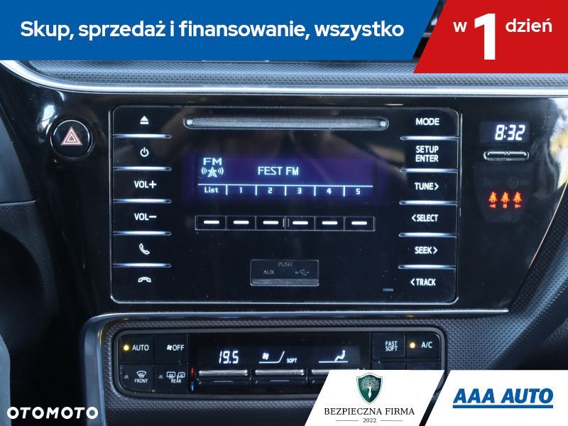 Toyota Auris - 17