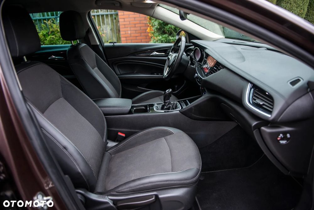 Opel Insignia 1.5 Direct InjectionTurbo Business Edition - 37