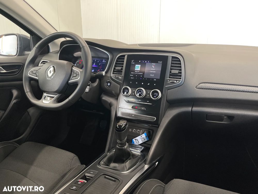 Renault Megane TCe 140 GPF Equilibre - 9