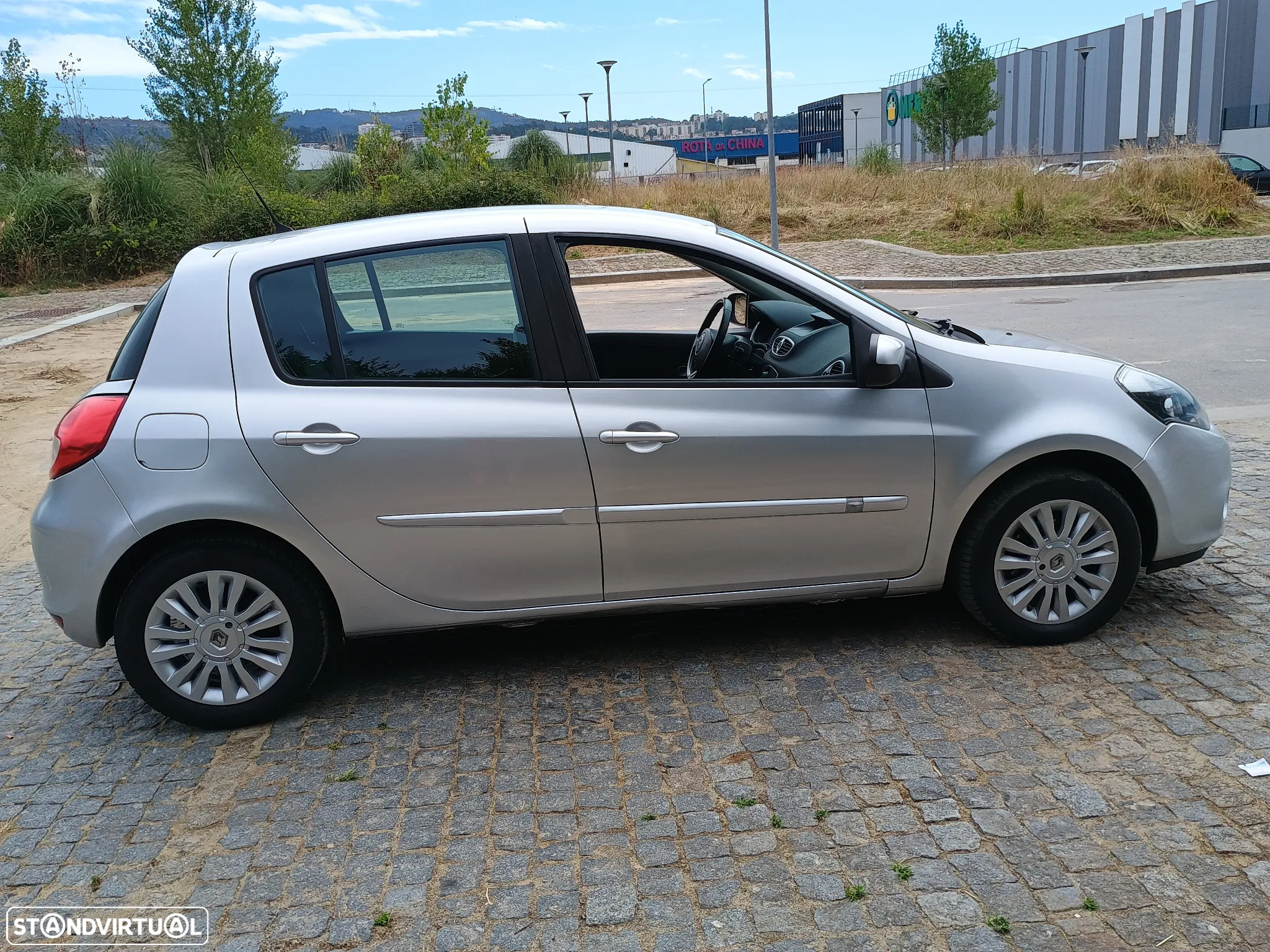 Renault Clio 1.5 dCi Business - 8
