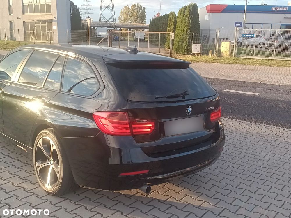 BMW Seria 3 2013 photo 4