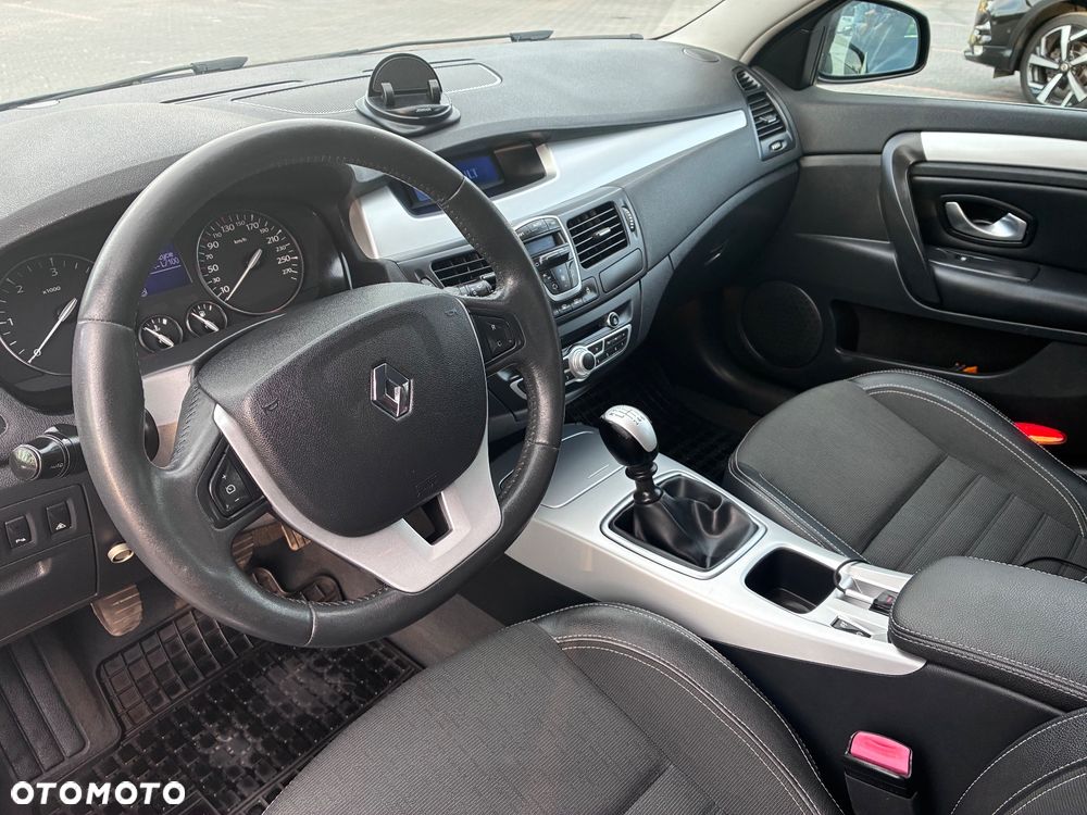 Renault Laguna 2.0 DCi Authentique - 12