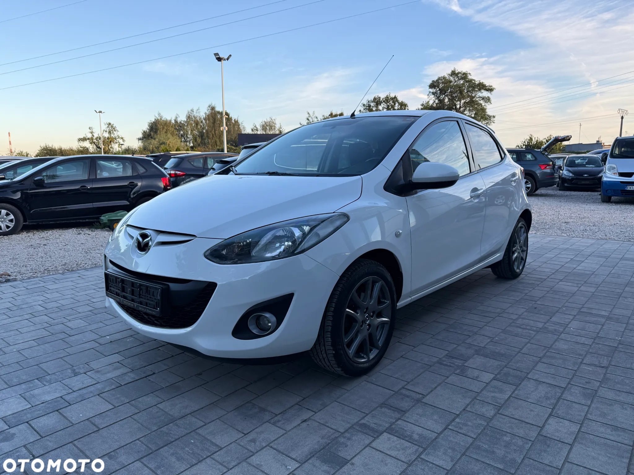 Mazda 2 1.3 Exclusive - 21