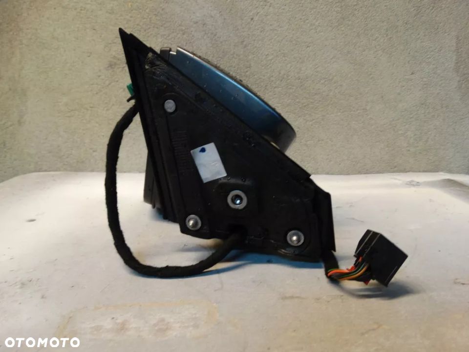 LUSTERKO Lewe  Prawe SKODA KAROQ różne funkcje asystent fotohrom - 3