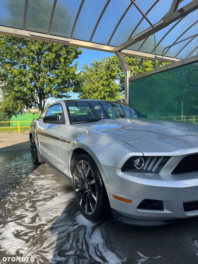 Ford Mustang - 3