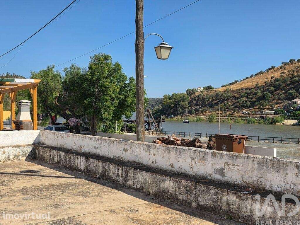 Loja / Estabelecimento Comercial em Santana de Cambas de 103,00 m2 - Grande imagem: 3/10