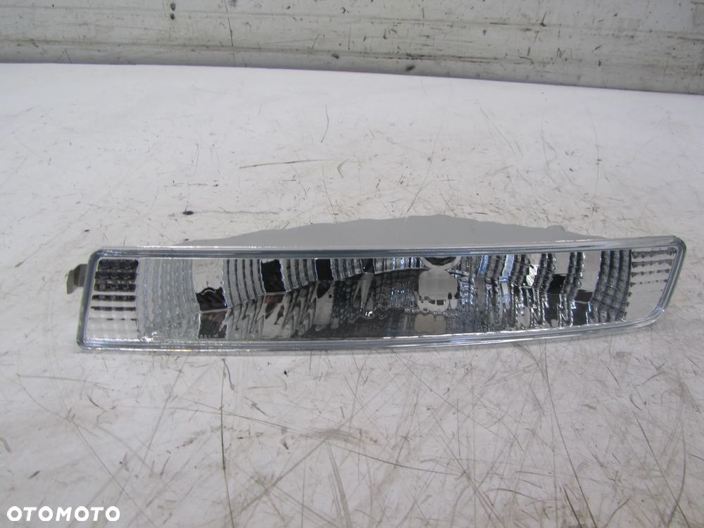 opel vivaro kierunkowskaz lewy przód