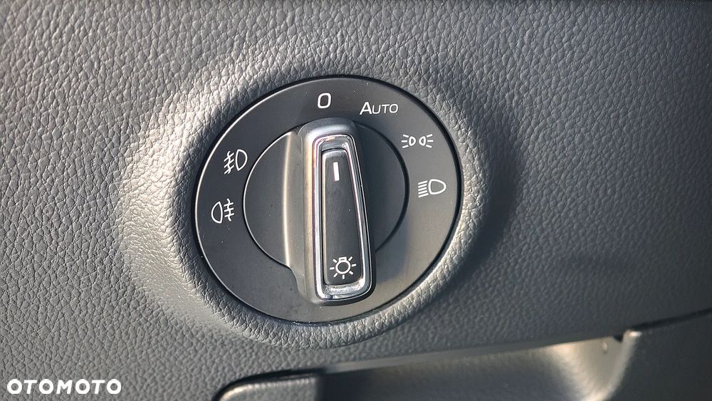 Skoda Superb 1.6 TDI Style DSG - 33