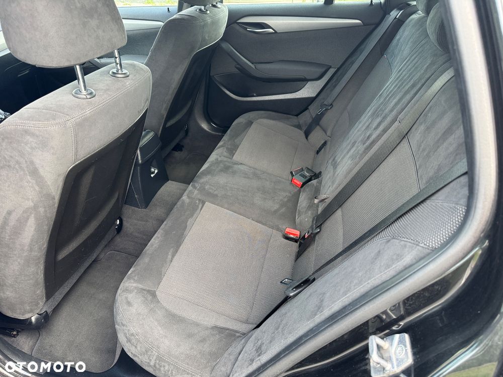BMW X1 xDrive18d Sport Line - 26